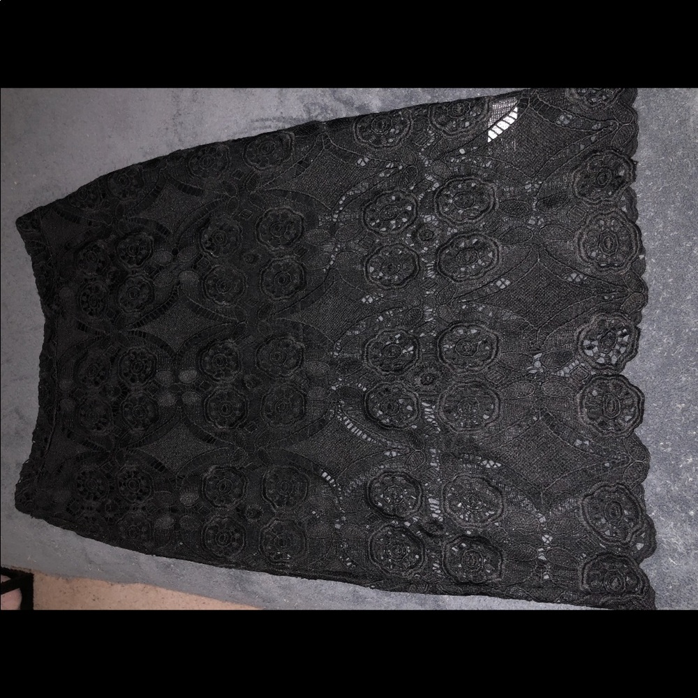 Black skirt